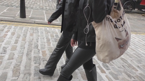 girls-in-leather-pants-gloves-boots-leather-jacket-