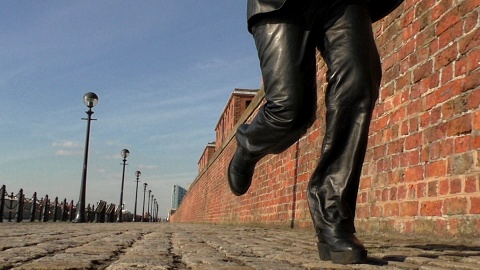 girls-in-leather-pants-gloves-boots-leather-jacket-